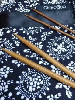 ChiaoGoo Spin Interchangeable Knitting Needle Set Complete: Size US 2 (2.75mm) - Size US 15 (10mm) 2500-C